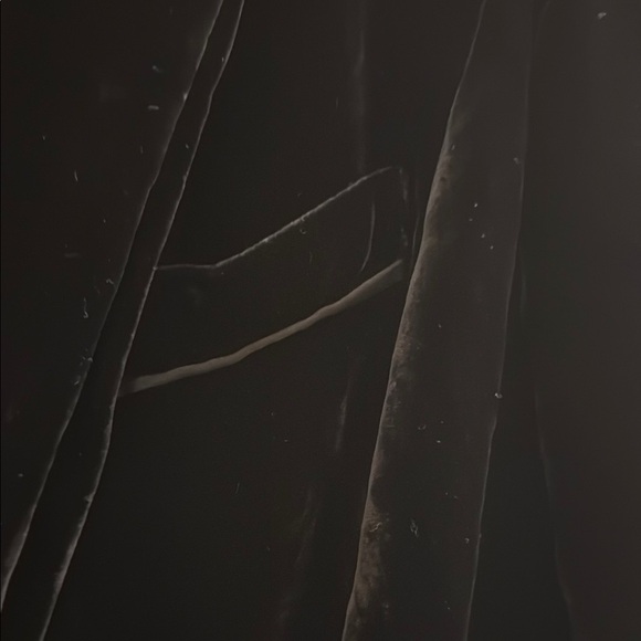 Bill Blass Black Velvet Women's smoking jacket with satin collar - Picture 6 of 7